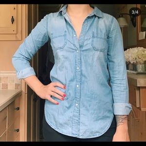 Button down long sleeve jean shirt